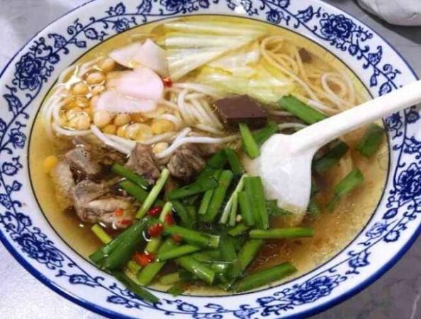 米墩儿鲜汤米线