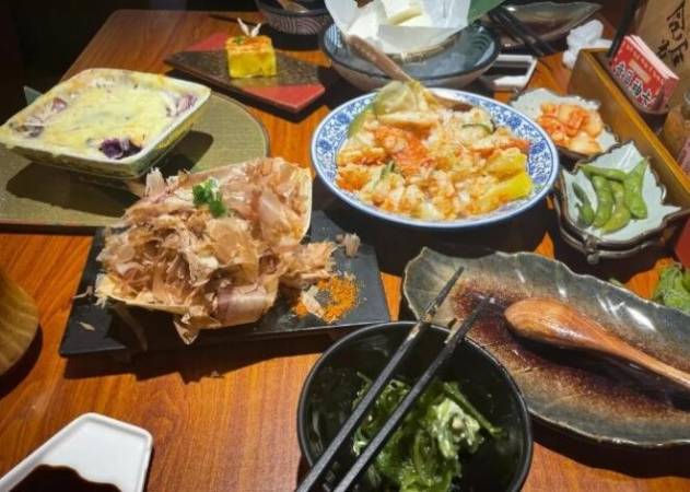 令谷花开日料店加盟