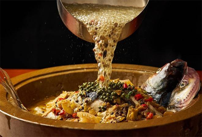 九溪蒸汽石锅鱼