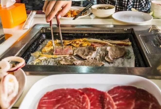 稽炙牛自助烤肉