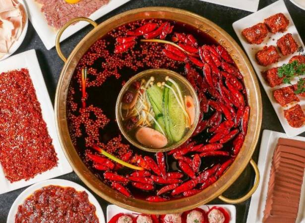 渝火火社区老火锅