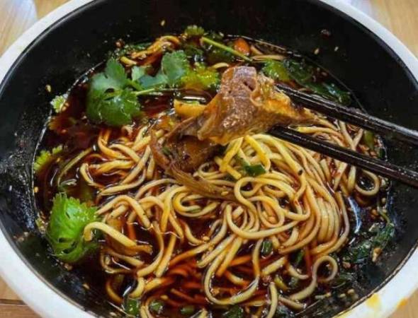 六十三舍牛肉面