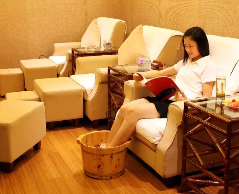 优雅岁月足浴加盟