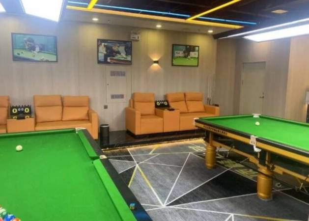 顶峰台球俱乐部