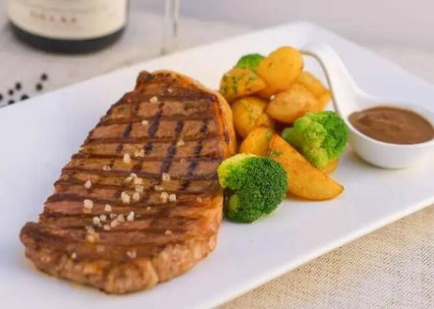 炙烧战斧牛排餐厅