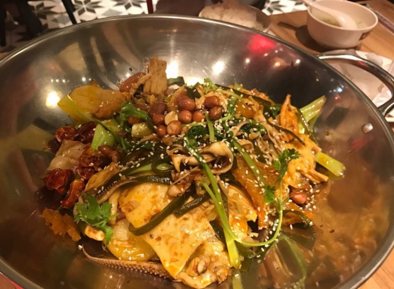 又麻又辣麻辣香锅加盟