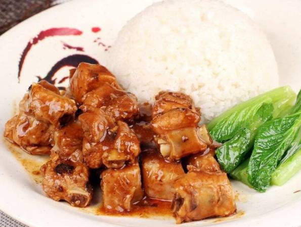 稻花香排骨米饭