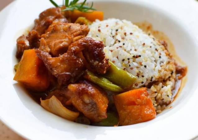 稻花香排骨米饭