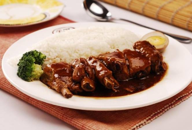 稻花香排骨米饭