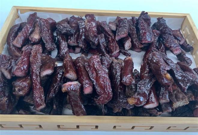 现烤牛肉干