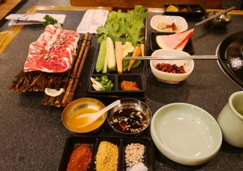 韓盛古法烤肉加盟