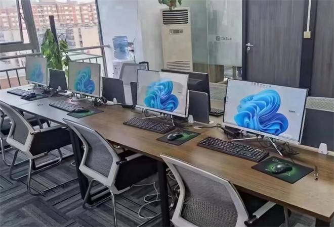 网络游戏工作室