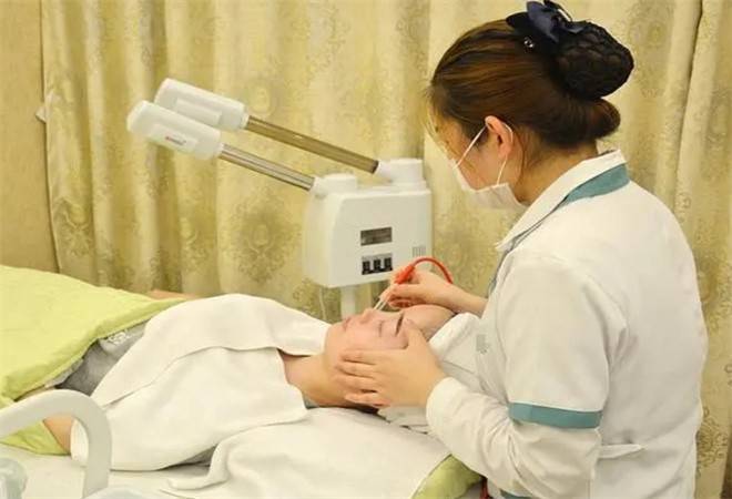 肤碧然专业祛斑