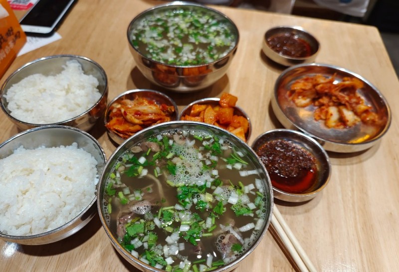 故鄉(xiāng)媽媽朝鮮族湯飯