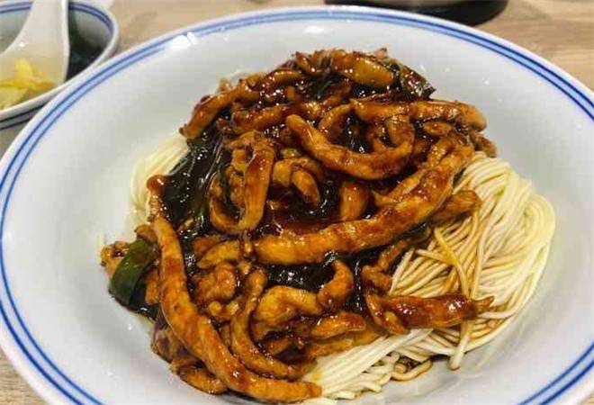 君东记本帮面馆