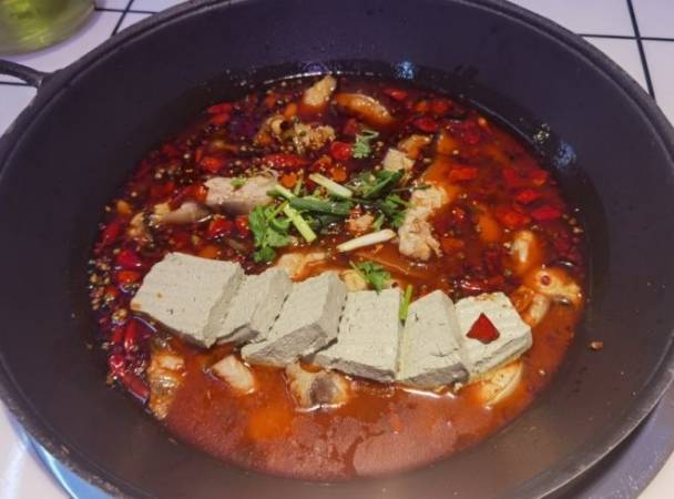 奈小七豆花鱼火锅