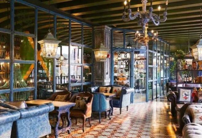 半朵晴天咖啡馆