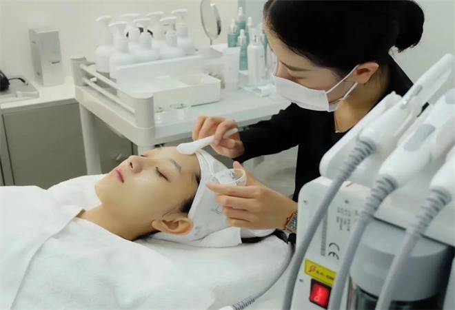 星肤世家皮肤管理中心