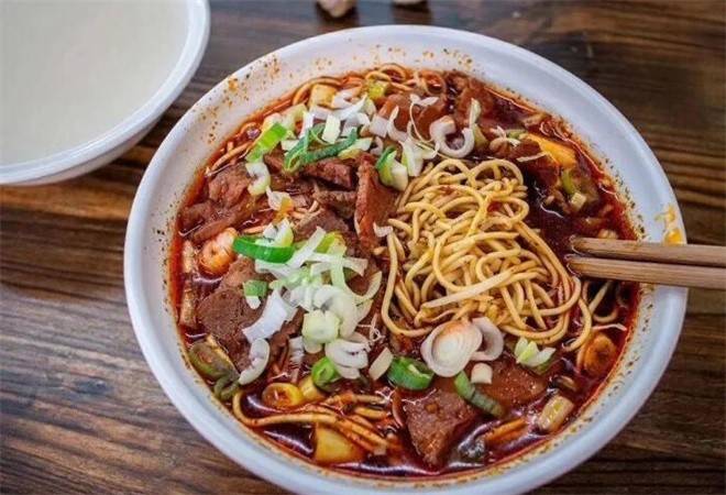 襄阳牛肉面