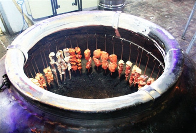 牛汤山大缸烤肉