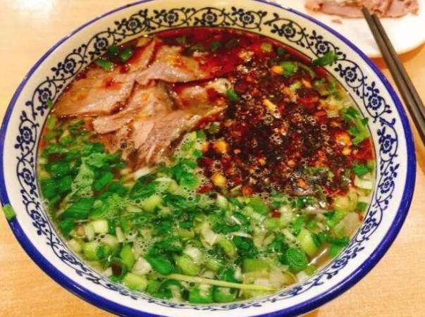 撒八宫青海牛肉面