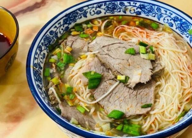 撒八宫青海牛肉面