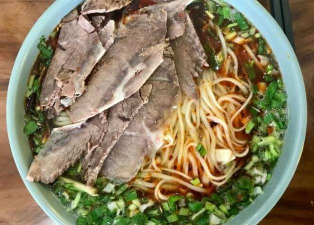 撒八宫青海牛肉面