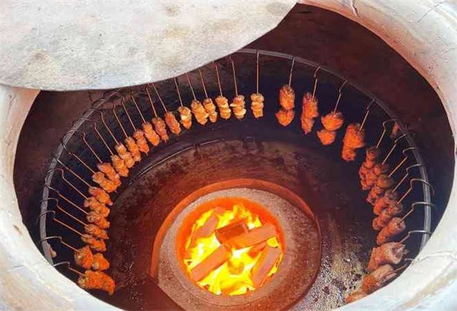 牛汤山大缸烤肉