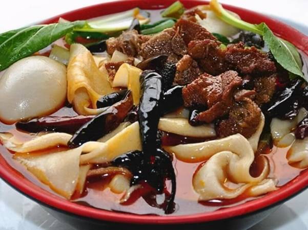 刘八两牛肉板面