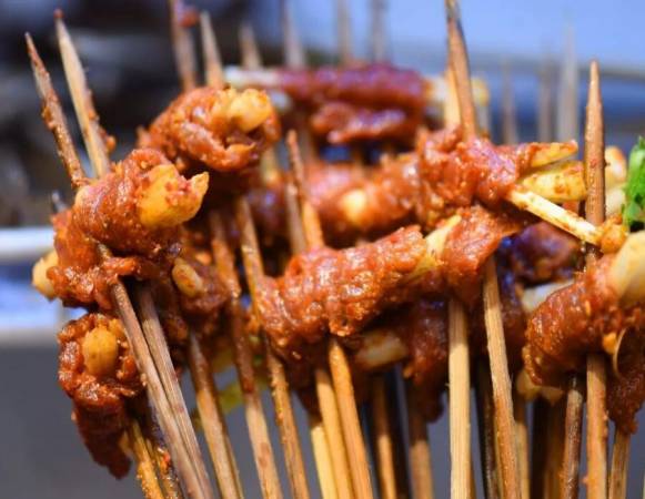 鲜牛肉串串香