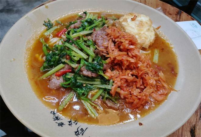 方铲铲成都板凳面