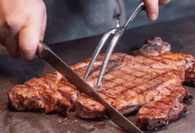 王朝牛排自助餐厅