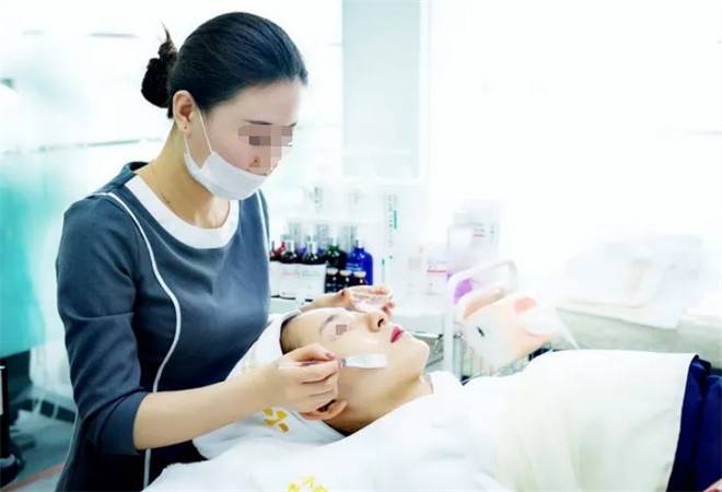 小琦君皮肤管理