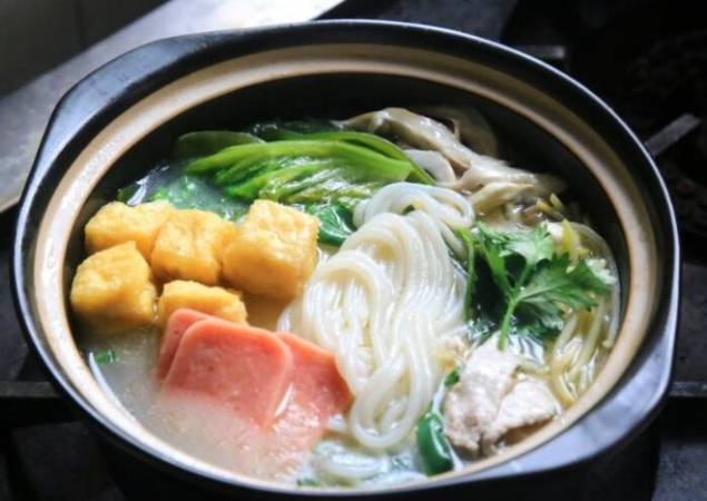 申氏园过桥米线