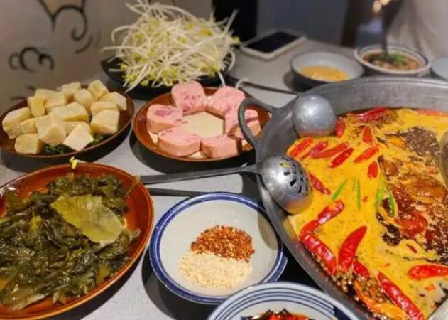 岚慕荣重庆民间火锅
