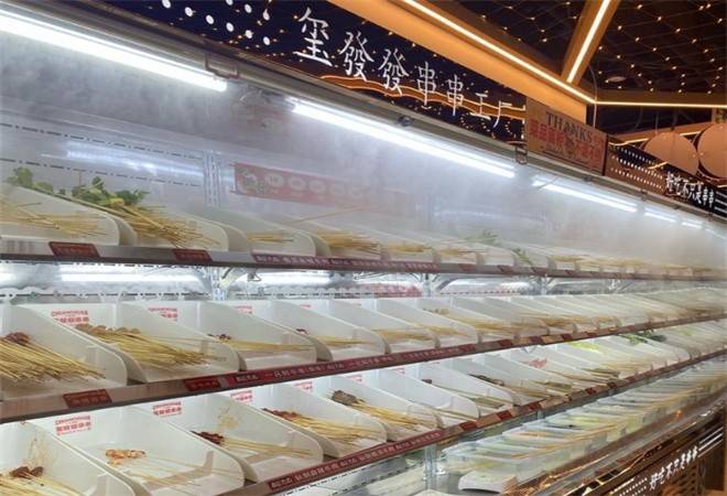 玺發發串串火锅馆