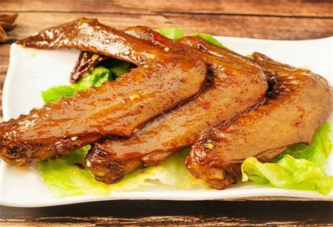 名拾鸭卤味优选