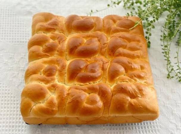 向阳松鼠面包烘焙