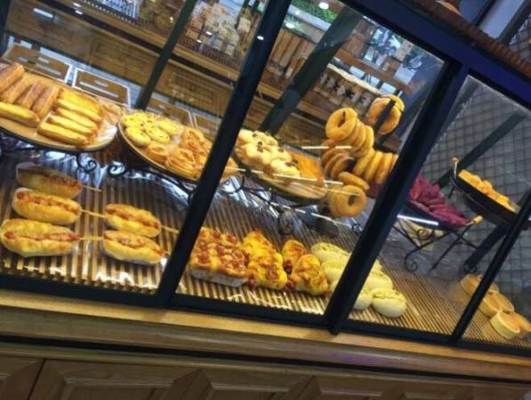 顶香居面包蛋糕