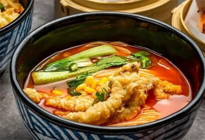 牛汇多热卤米粉