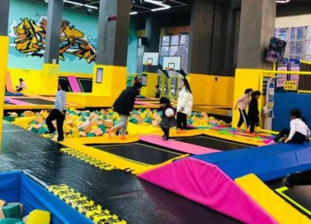潮尚蹦蹦床主题公园