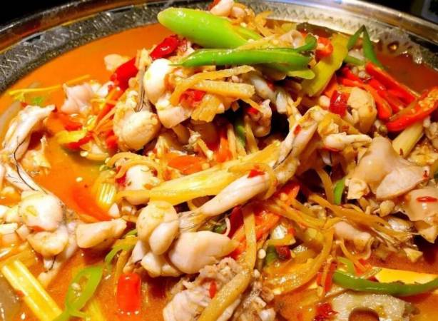 辣炮泡鱼蛙火锅馆