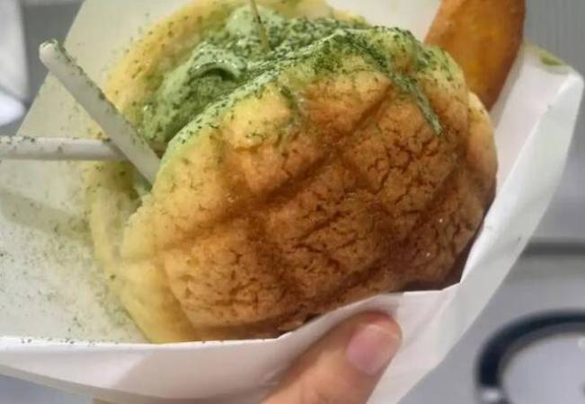 大美眉冰火菠萝包