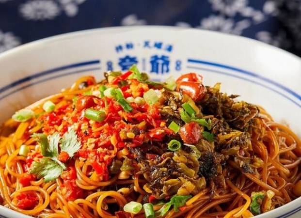 夸爷拌粉瓦罐汤