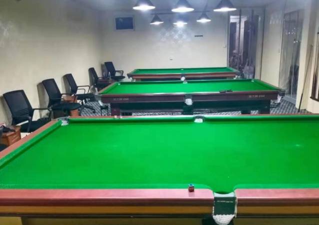 东豪台球俱乐部