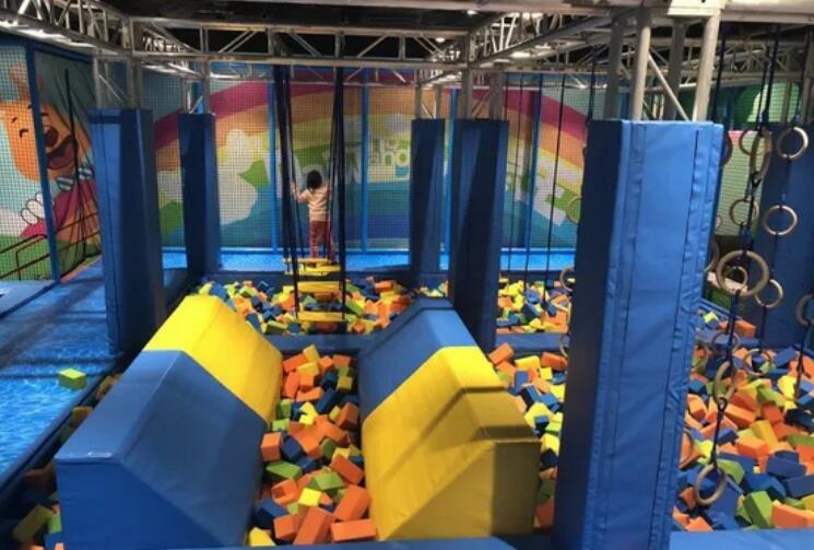 袋鼠王蹦床公园加盟