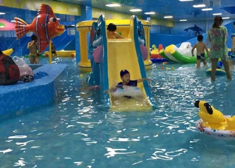 室內(nèi)兒童水上樂園
