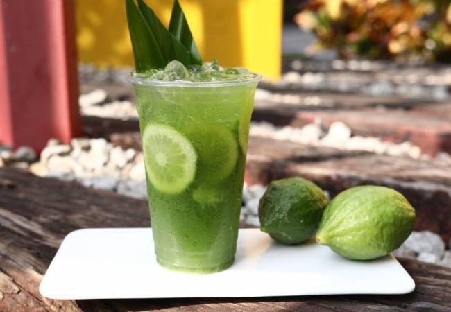 柠巨力手打柠檬茶