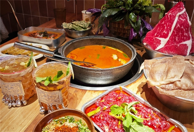 紅燈記貴州酸湯牛肉火鍋加盟