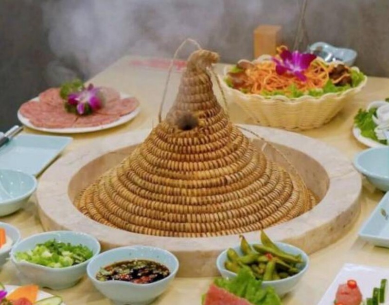 溢美德云南蒸汽石鍋魚加盟